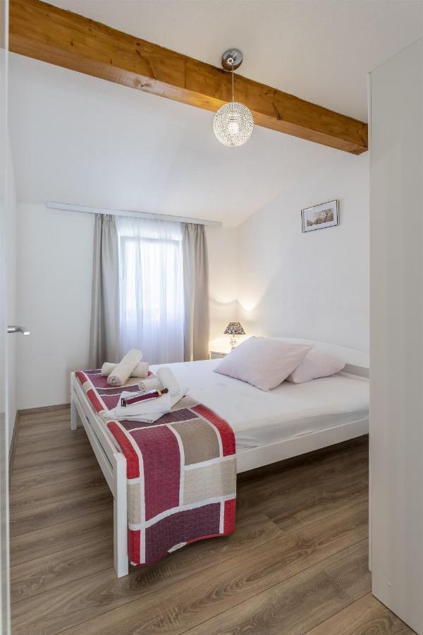 Holiday Home Dijamant Kučiće المظهر الخارجي الصورة