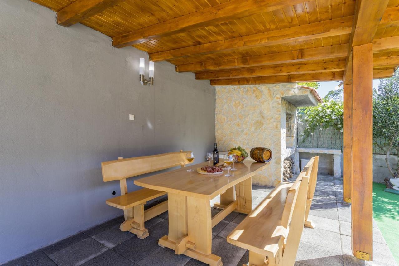 Holiday Home Dijamant Kučiće المظهر الخارجي الصورة