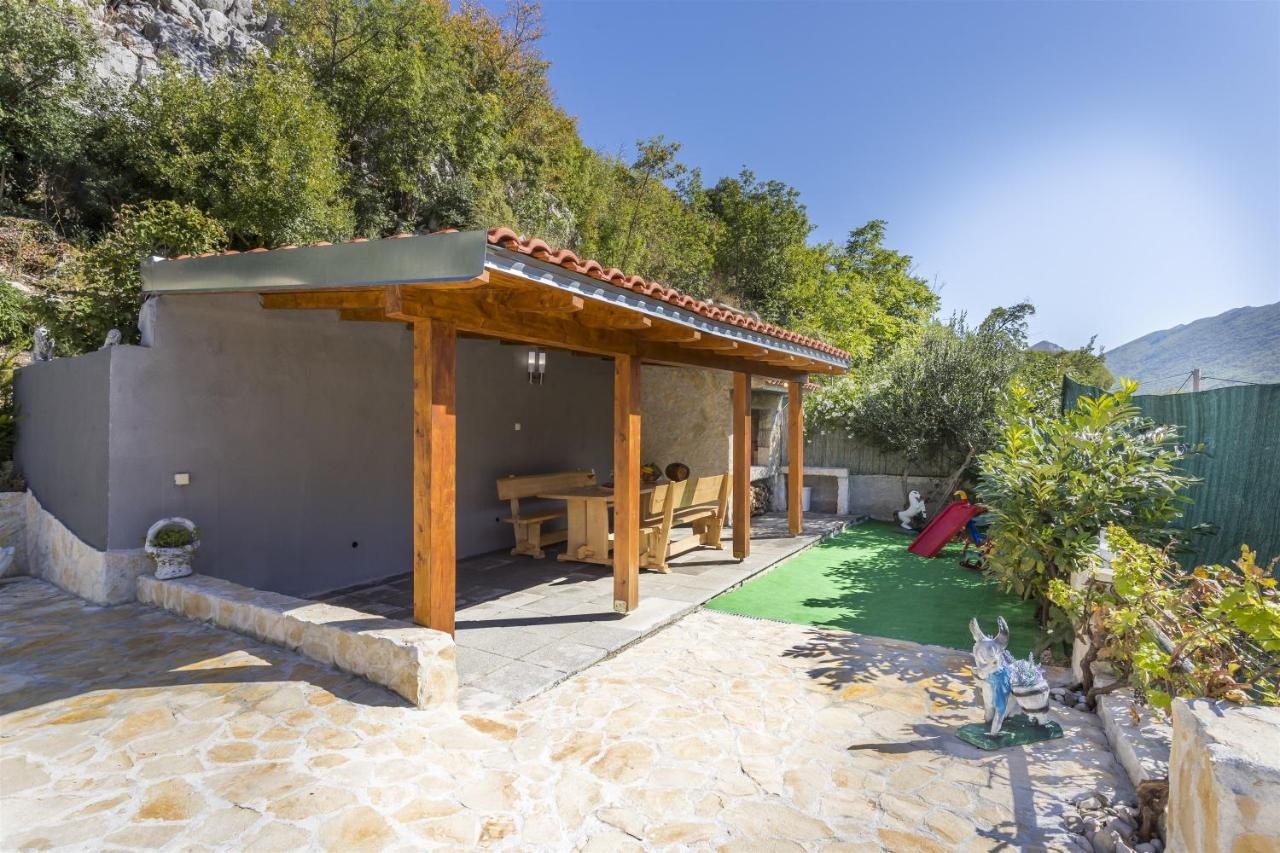 Holiday Home Dijamant Kučiće المظهر الخارجي الصورة
